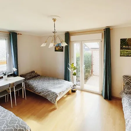 홈스테이 Messezimmer Laatzen 30880